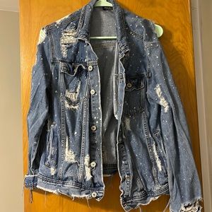 Fashion Nova - destroyed denim jacket